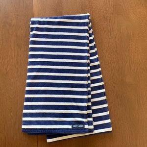 Saint James scarf